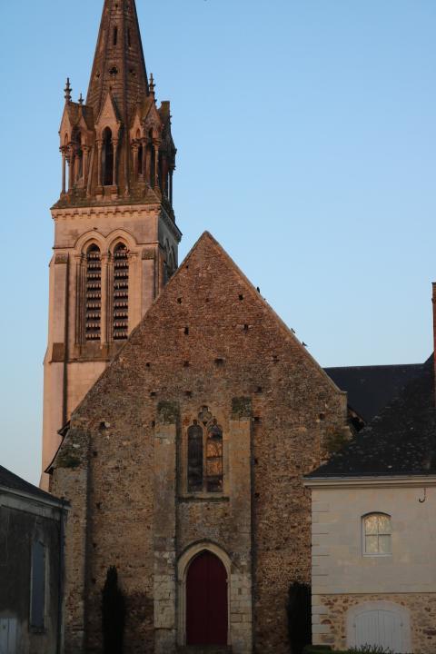 Отель Logis Le Port Saint Aubin Morannes sur Sarthe-Daumeray Экстерьер фото